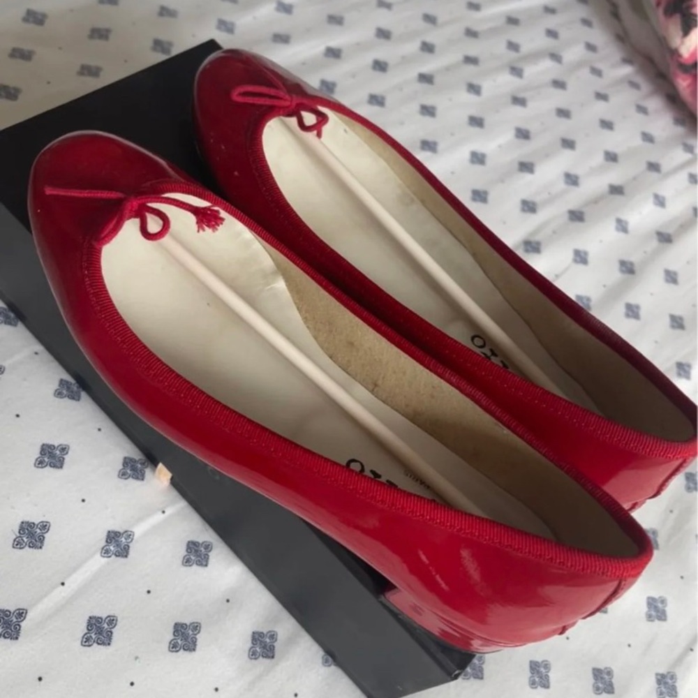 Red Repetto ballet flats